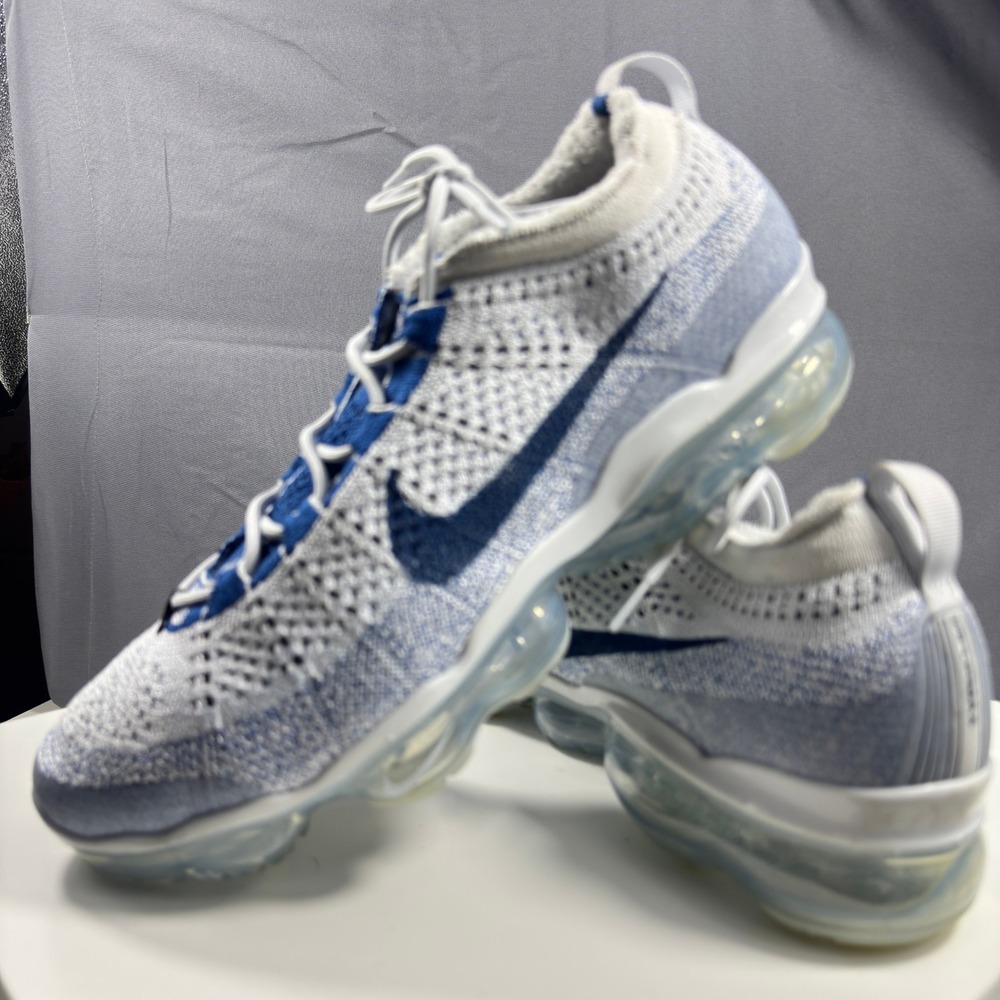 Nike Men's White and Blue Flyknit VaporMax Athletic Shoes
